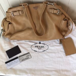 Prada tan leather purse with cert and dust bag